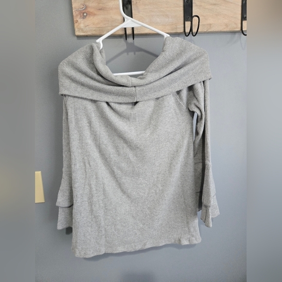 NWT Chaser Gray Cowl Neck Sweater, Size Large - Picture 2 of 5